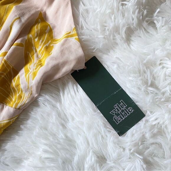 Yellow Leaf Print V-Neck Maxi Dress - Picture 5 of 6